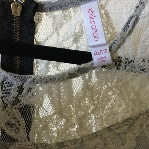 Texture blouse - Picture 2 of 3